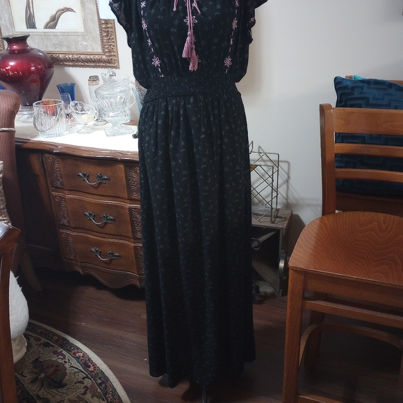 Oddy Long Summer Short Sleeved Dress - Picture 5 of 10